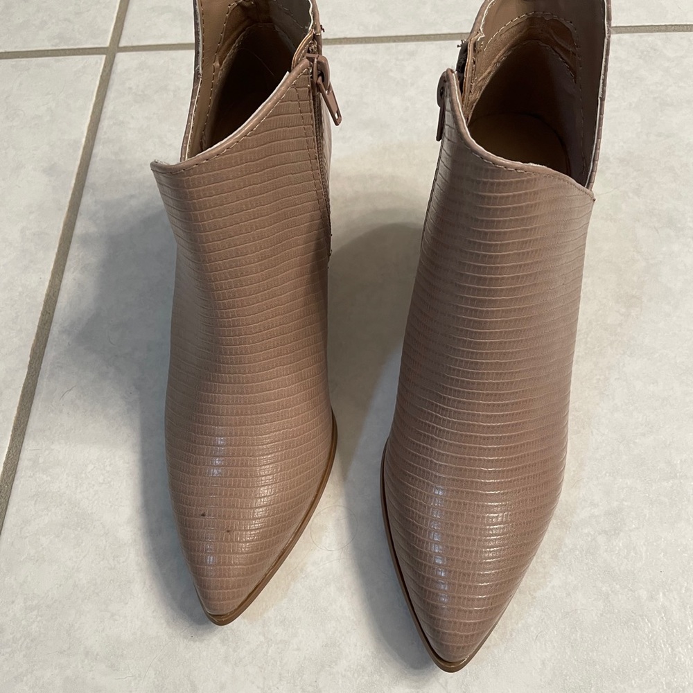 Qupid Boots